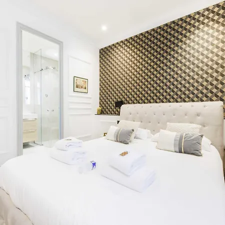 Amazing 3br8p - Place De L'etoile Appartamento