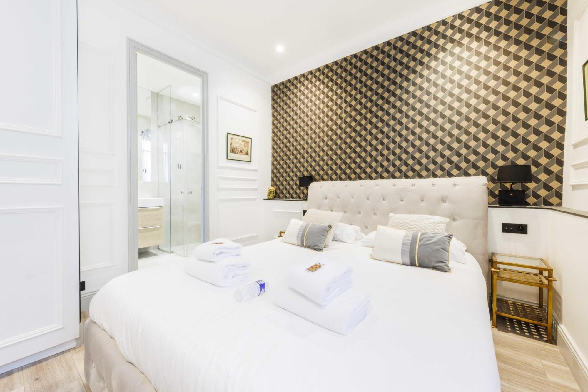 Amazing 3br8p - Place De L'etoile Appartamento